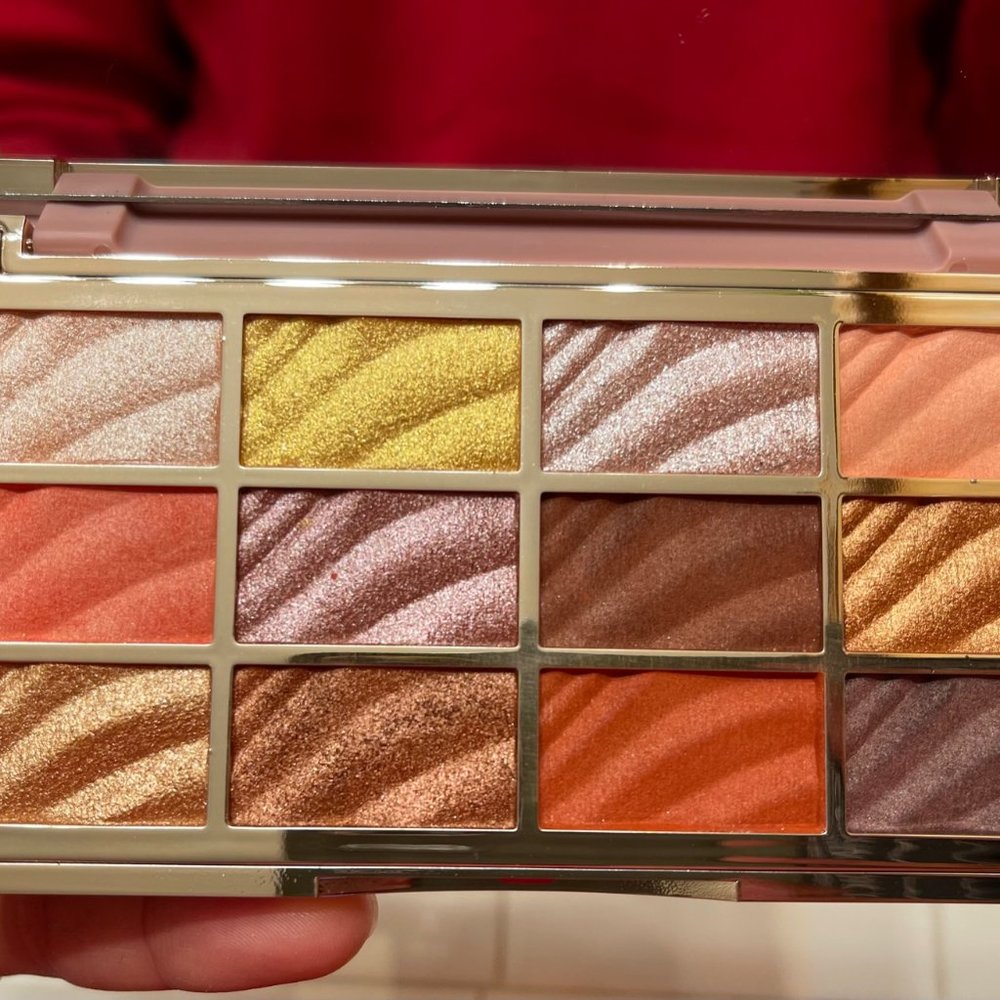 Makeup Palette - Picture 4 of 4